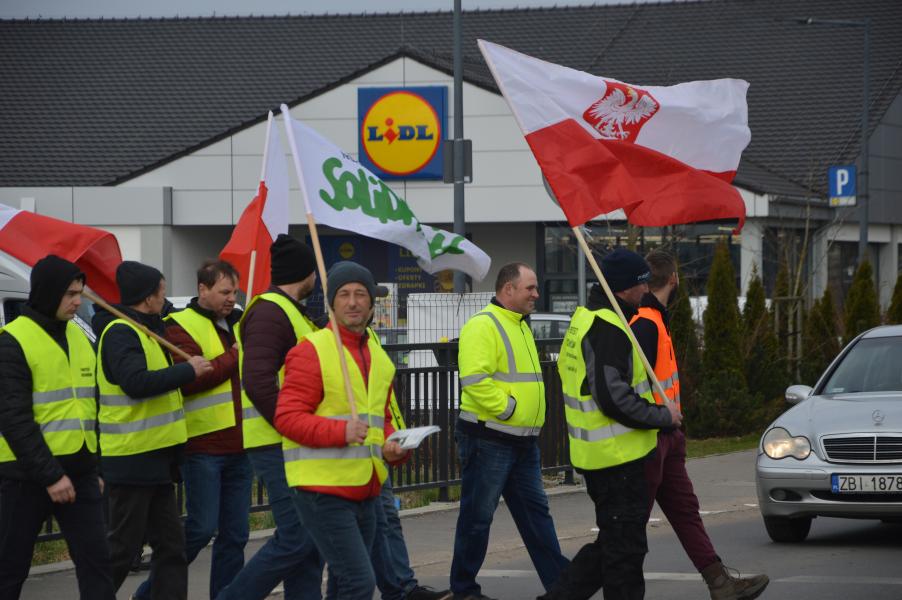 Strajk rolników w Białogardzie – FOTORELACJA