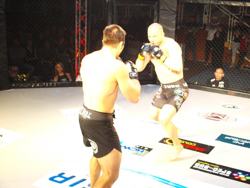 Gala Sportów Walki Runda 8 - obszerna fotorelacja !