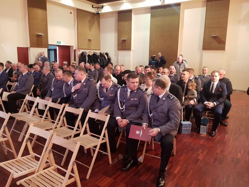 Odprawa Służbowa  i pożegnanie Komendanta Powiatowego Policji w Białogardzie - obszerna fotorelacja.