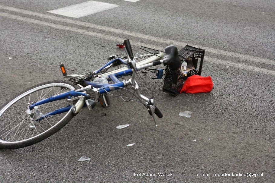 22-latek potrącił pieszego na pasach.