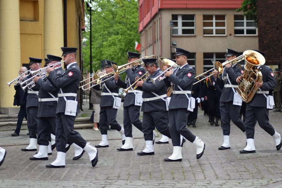 Powiatowe Obchody Dnia Strażaka w Białogardzie. Awanse i odznaczenia.