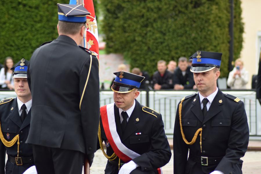 Powiatowe Obchody Dnia Strażaka w Białogardzie. Awanse i odznaczenia.