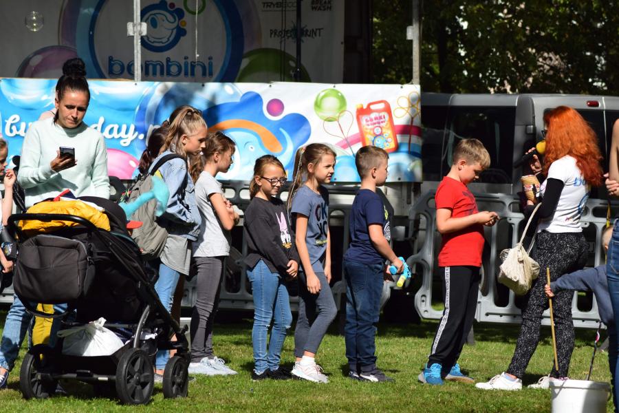 Zaczarowany świat mydlanych baniek - Bubble Day w Białogardzie. 