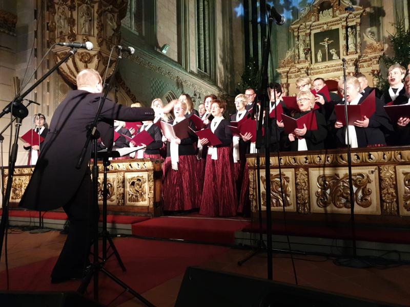 Charytatywny koncert bożonarodzeniowy  w Białogardzie. FOTORELACJA  