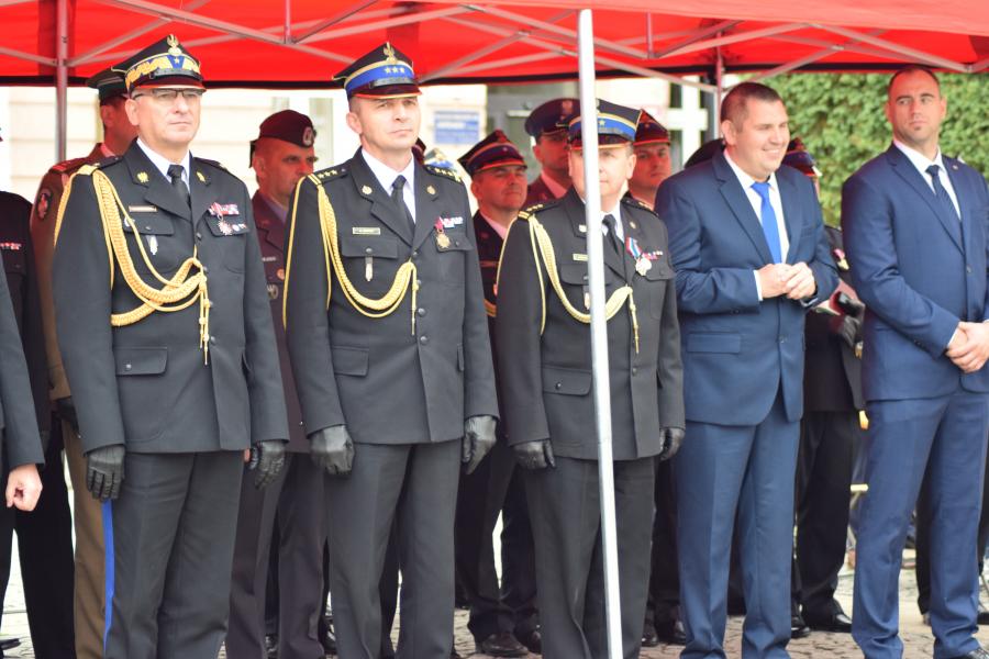 Powiatowe Obchody Dnia Strażaka w Białogardzie. Awanse i odznaczenia.
