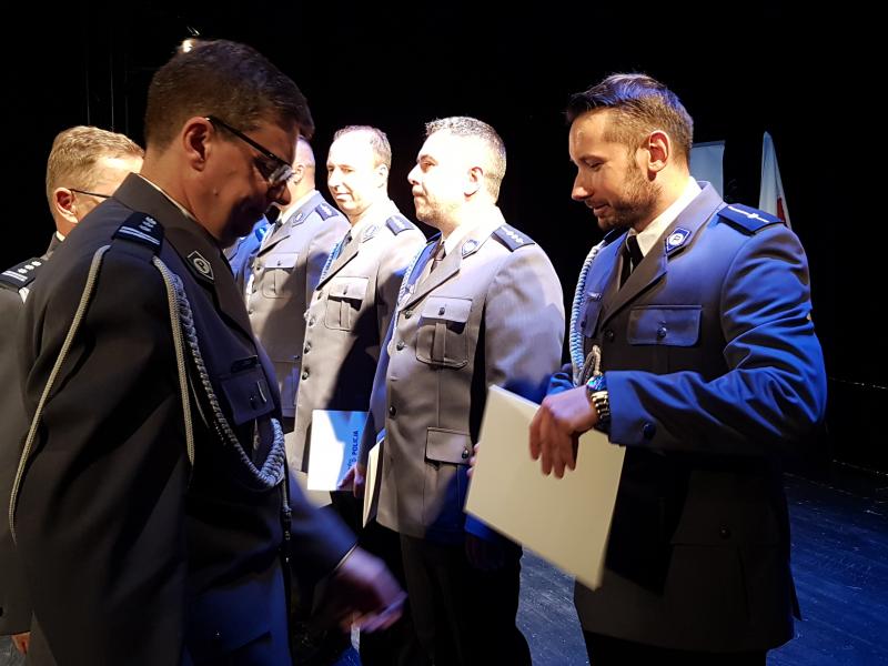 Święto Policji Białogard 2018 - awanse służbowe (fotorelacja) 