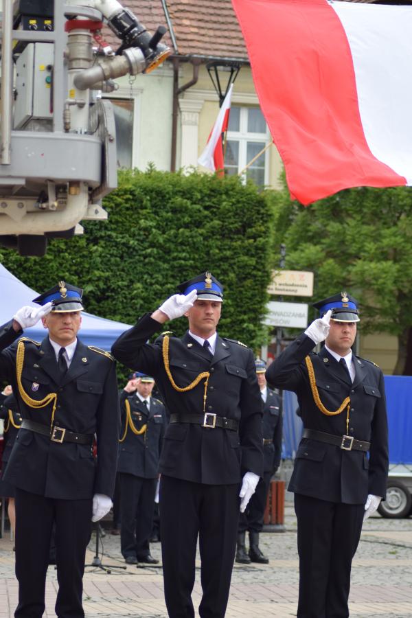 Powiatowe Obchody Dnia Strażaka w Białogardzie. Awanse i odznaczenia.