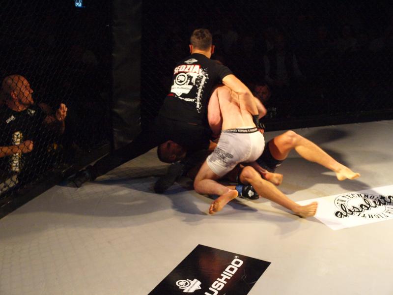 Gala Sportów Walki Runda 8 - obszerna fotorelacja !