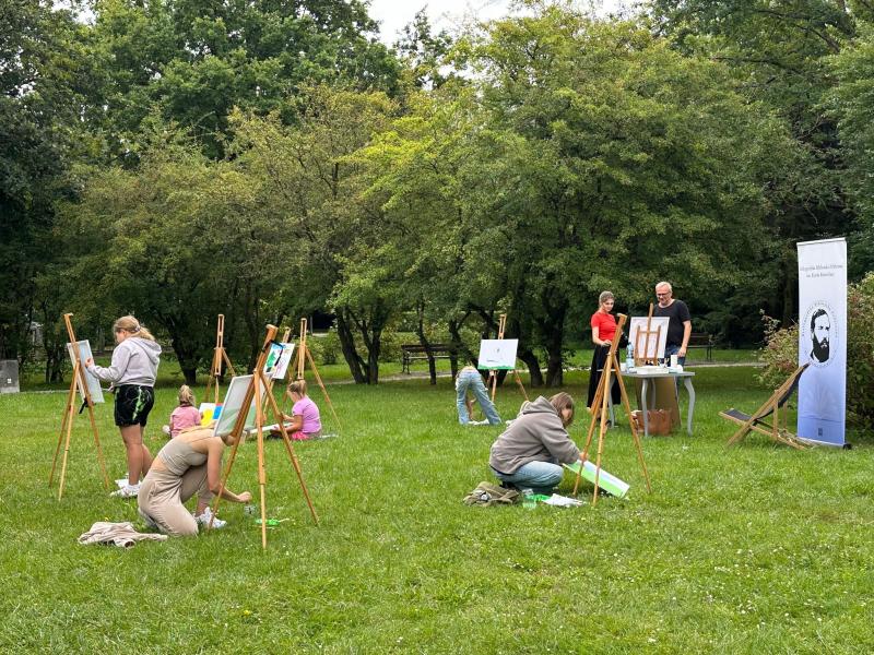 Plener Malarski w Białogardzie – miasto pełne kolorów i twórczej energii