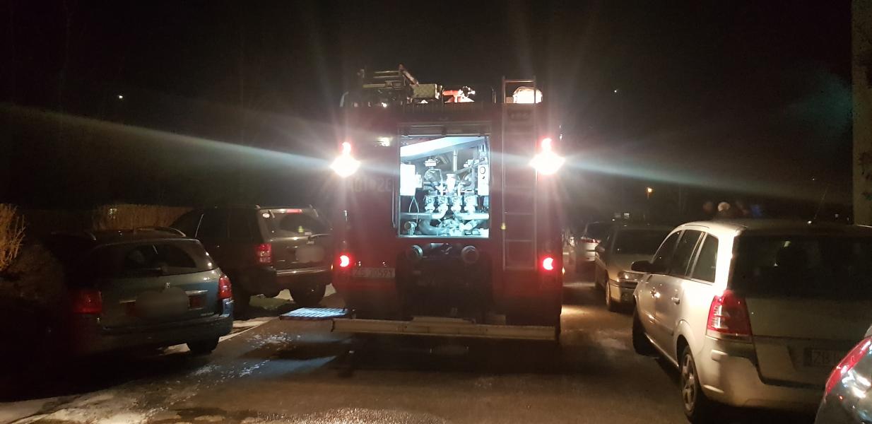 Pożar samochodu na ul. Zwycięstwa w Białogardzie 