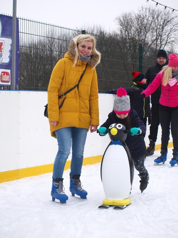 Białogardzkie lodowisko przyciągnęło setki osób. Też byliście? Zobaczcie zdjęcia. 