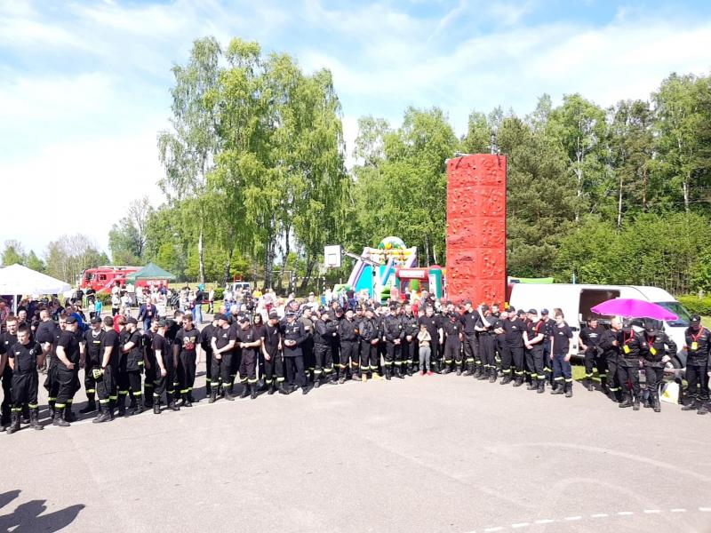 Zawody sportowo  - pożarnicze zakończył strażacki piknik.
