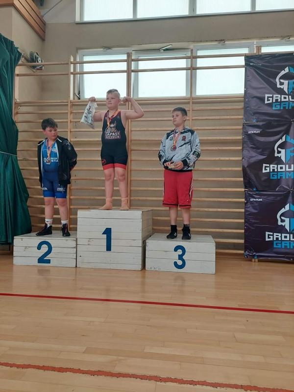 Białogardzcy Karatecy i Zapaśnicy z Medalami.