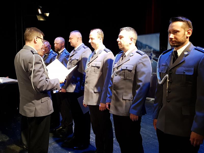 Święto Policji Białogard 2018 - awanse służbowe (fotorelacja) 