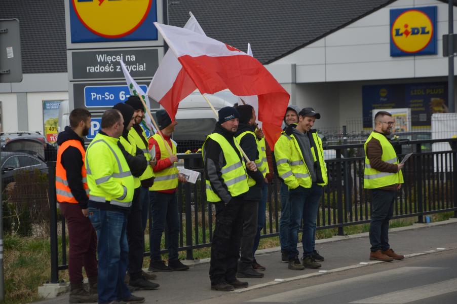 Strajk rolników w Białogardzie – FOTORELACJA