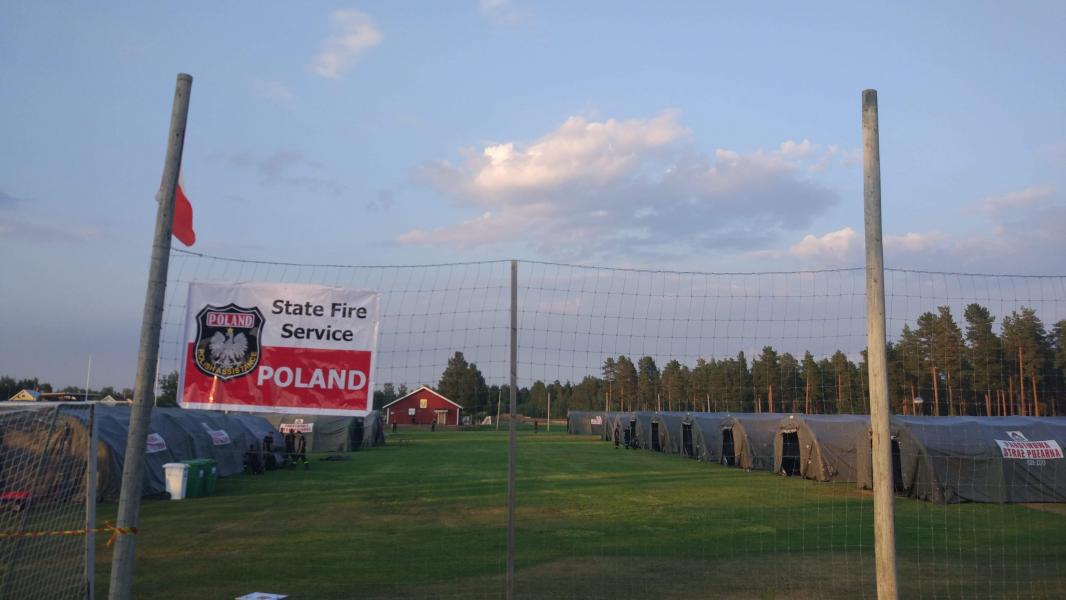 Strażacy dotarli do celu - dziś rozbili obóz!  AKCJA SZWECJA (FOTO)