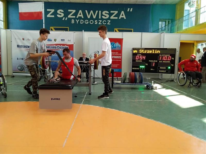 Białogardzianin Mistrzem Polski w podnoszeniu ciężarów! 