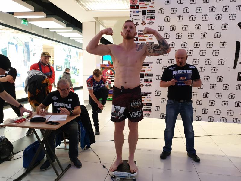 Gala sportów walki Runda 9 - oficjalne ważenie zawodników. Fotorelacja! 