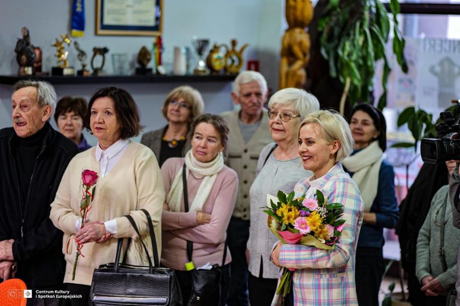 Wernisaż prac malarskich pod wspólnym hasłem POGAŃSTWO/MAGIA KWIATÓW autorstwa Mariny Shavlovskaya.