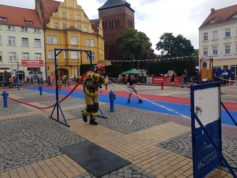 Strażackie zmagania na Placu Wolności w Białogardzie. Wyniki! Mega porcja zdjęć! 