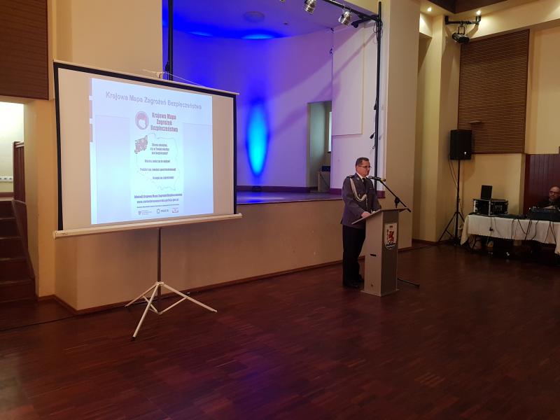 Odprawa Służbowa  i pożegnanie Komendanta Powiatowego Policji w Białogardzie - obszerna fotorelacja.