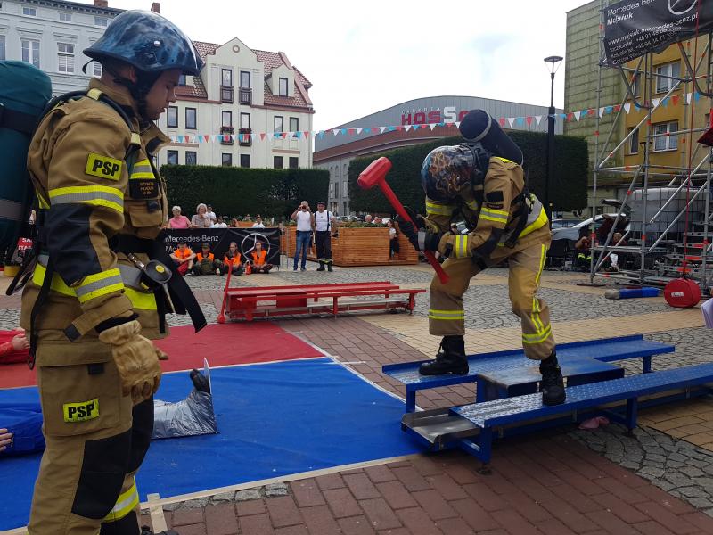 Strażackie zmagania na Placu Wolności w Białogardzie. Wyniki! Mega porcja zdjęć! 