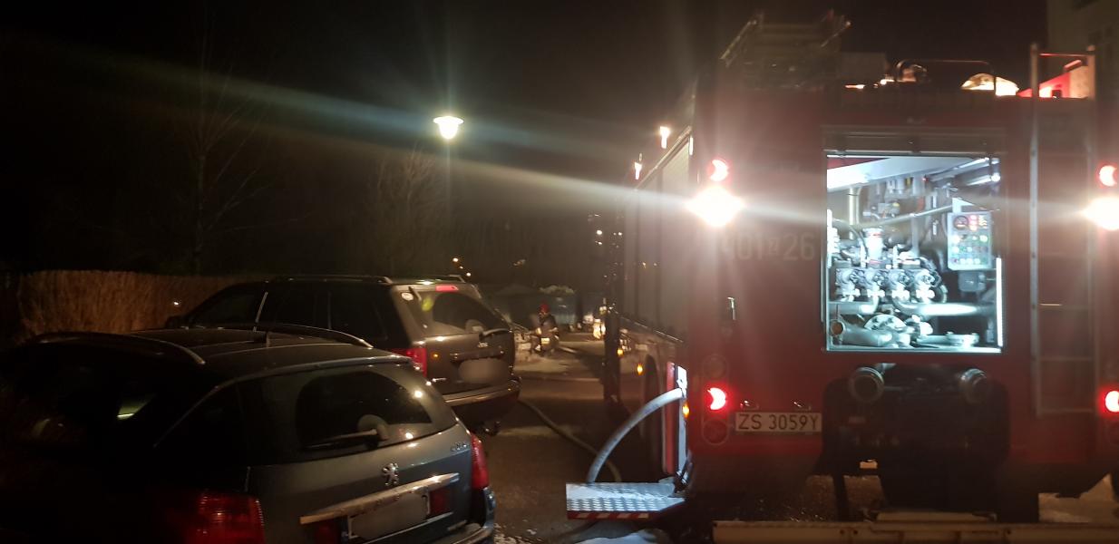 Pożar samochodu na ul. Zwycięstwa w Białogardzie 