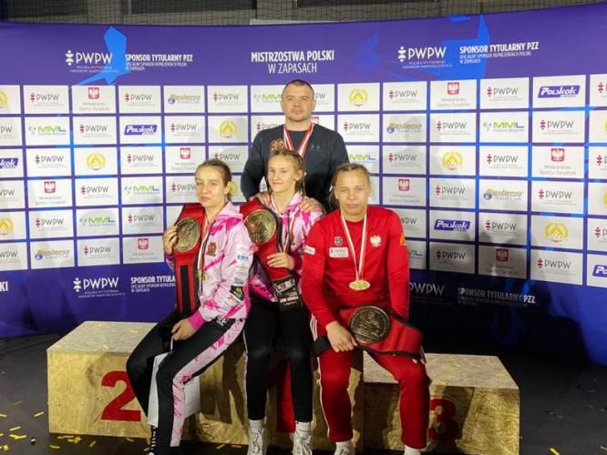 Rewelacyjny występ zawodniczek AKS-u na Mistrzostwach Polski Juniorek i Młodzieżowców U23.