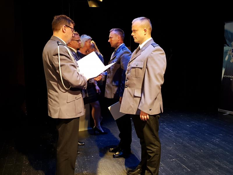 Święto Policji Białogard 2018 - awanse służbowe (fotorelacja) 