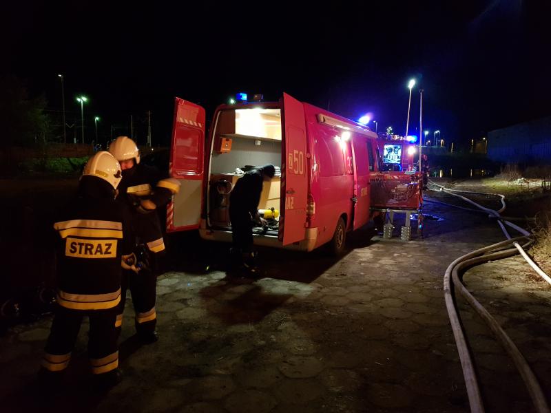 Ogromny pożar w Białogardzie! Przyczyną może być podpalenie. Foto Video!  