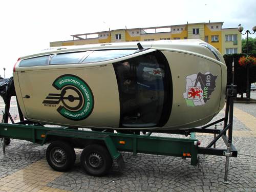 Dachowanie na Placu Wolności 