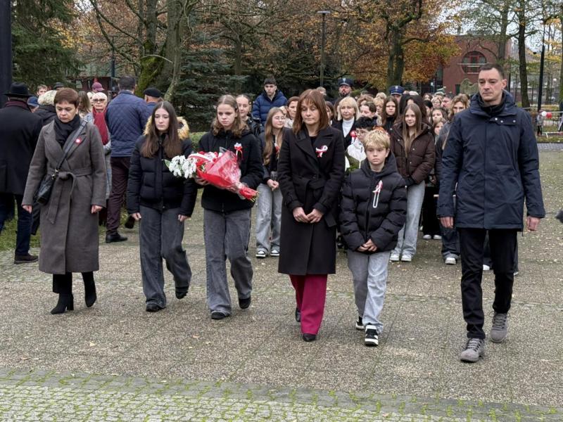 Wspólne świętowanie 107. rocznicy odzyskania niepodległości w Białogardzie