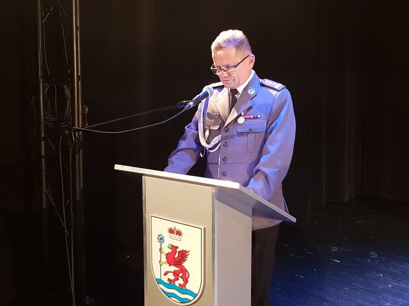 Święto Policji Białogard 2018 - awanse służbowe (fotorelacja) 