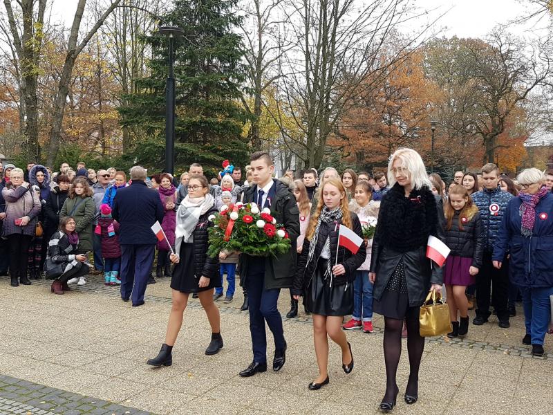 100 LAT NIEPODLEGŁOŚCI - OBCHODY W BIAŁOGARDZIE