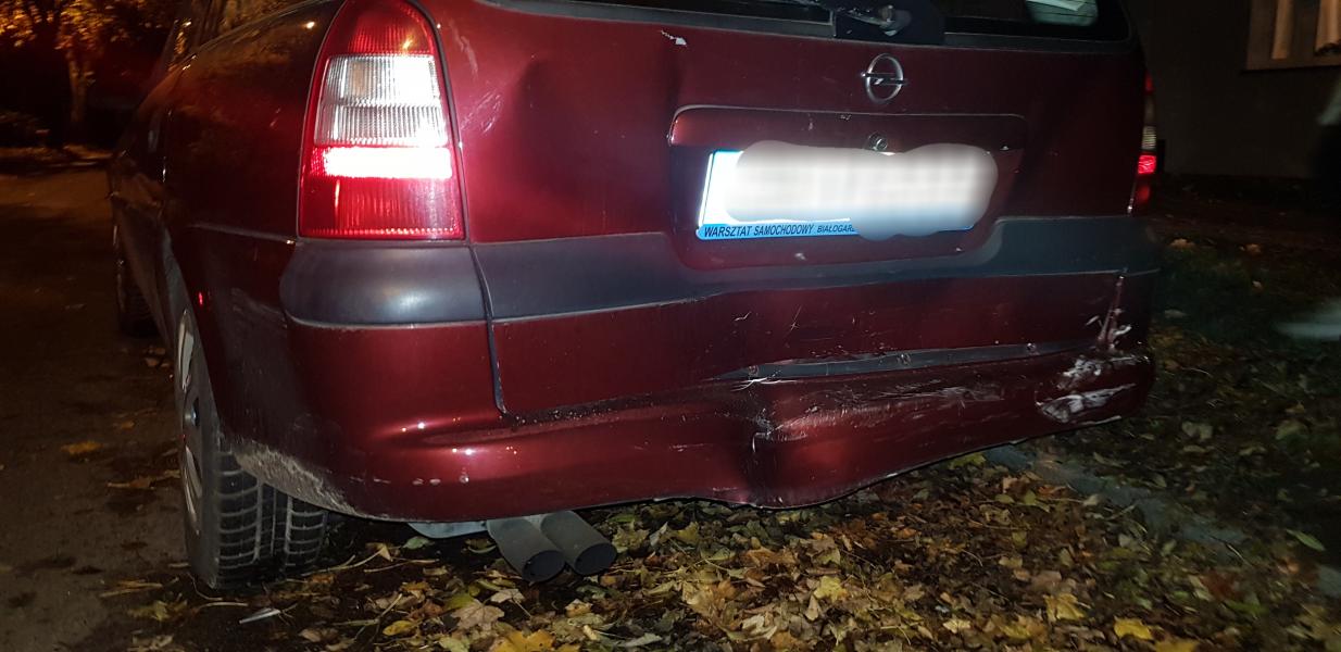 Rozbił kilka pojazdów - wydmuchał blisko dwa promile ! 