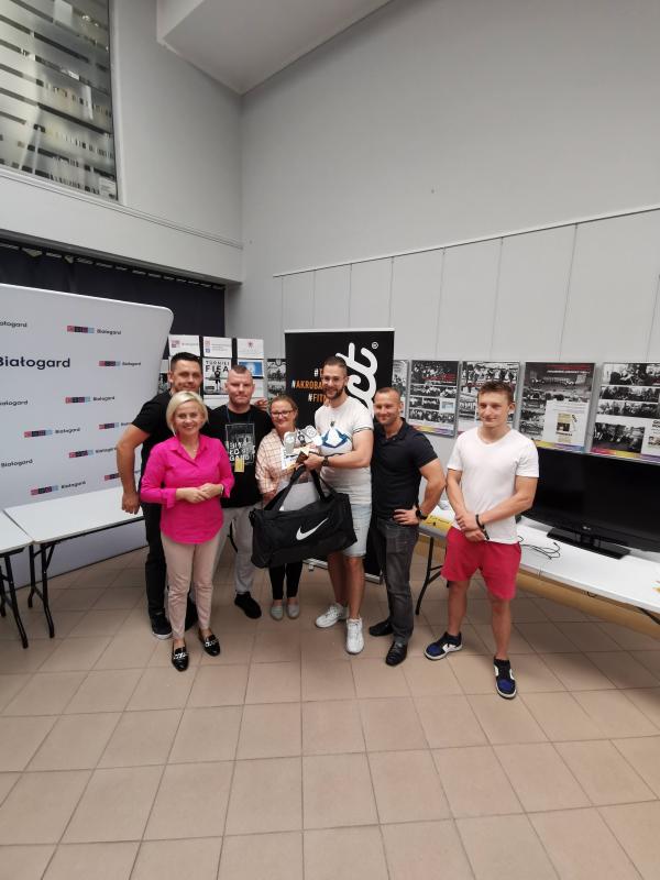 IV Białogardzki Turniej FIFA - Mali i Duzi grają dla Zuzi. 