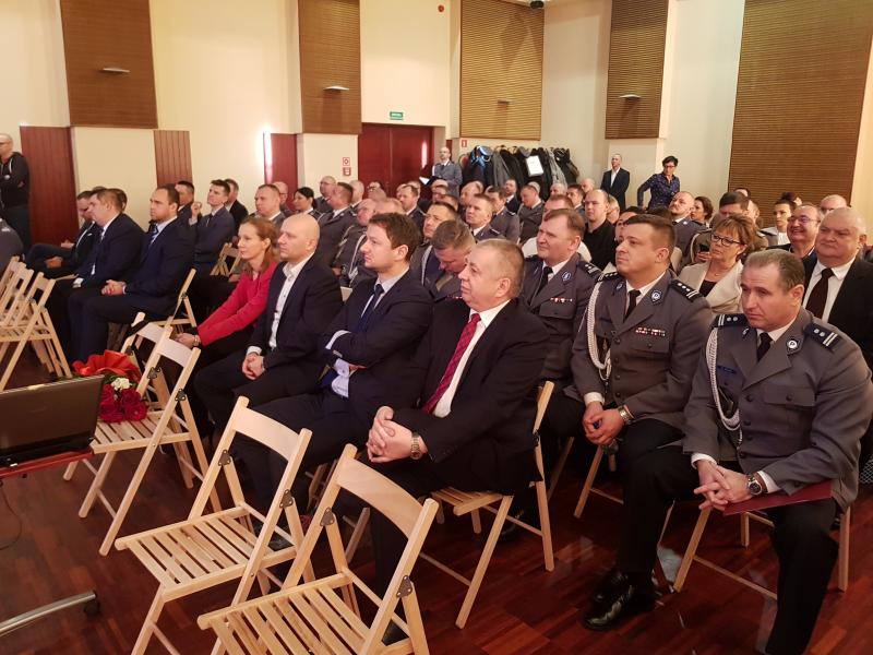 Odprawa Służbowa  i pożegnanie Komendanta Powiatowego Policji w Białogardzie - obszerna fotorelacja.