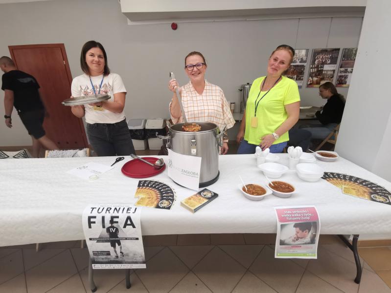 IV Białogardzki Turniej FIFA - Mali i Duzi grają dla Zuzi. 