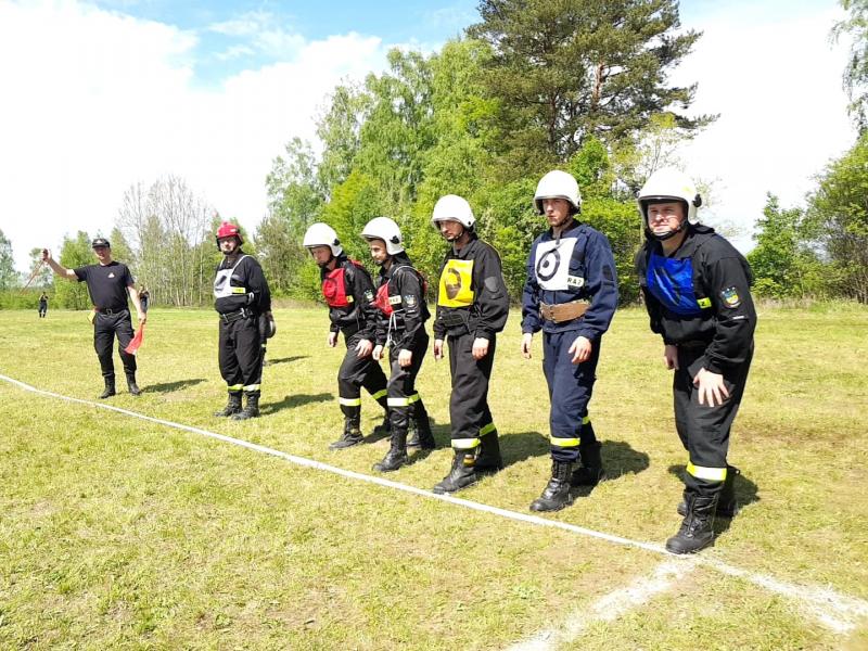 Zawody sportowo  - pożarnicze zakończył strażacki piknik.