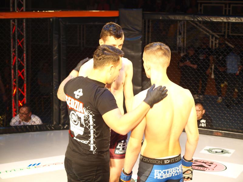 Gala Sportów Walki Runda 8 - obszerna fotorelacja !