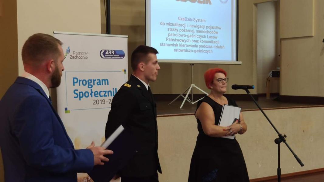 Tablety dla wszystkich jednostek OSP powiatu białogardzkiego - rusza system Czadzik.pl 