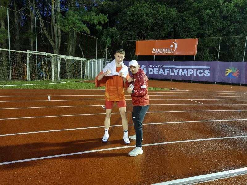 Złoty medal Bartosza Brzezickiego