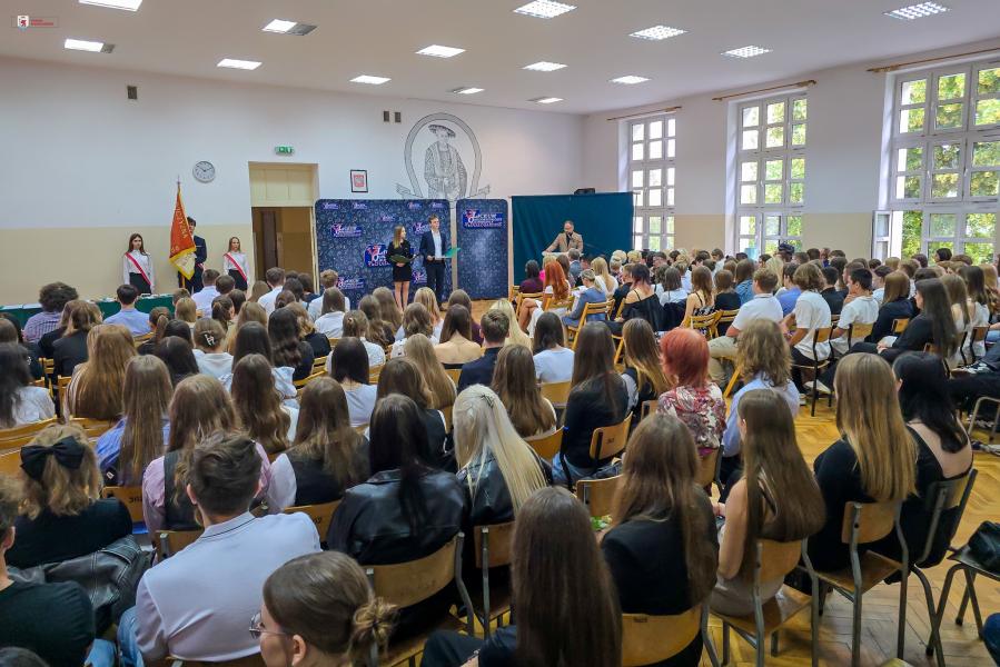 Uroczyste wręczenie nagród dla najlepszych uczniów LO im. Bogusława X w Białogardzie