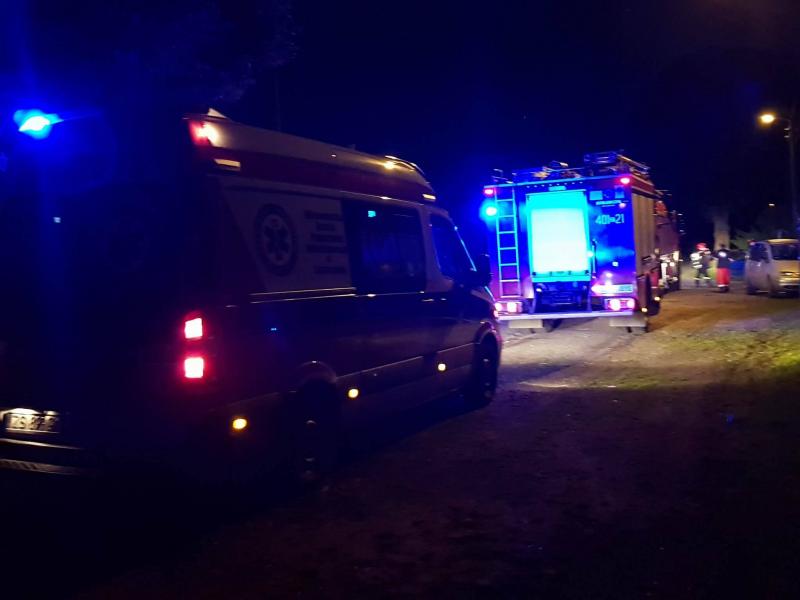 ZAWALIŁA SIĘ CZĘŚĆ STROPU PODCZAS IMPREZY URODZINOWEJ - JEDNA OSOBA RANNA 