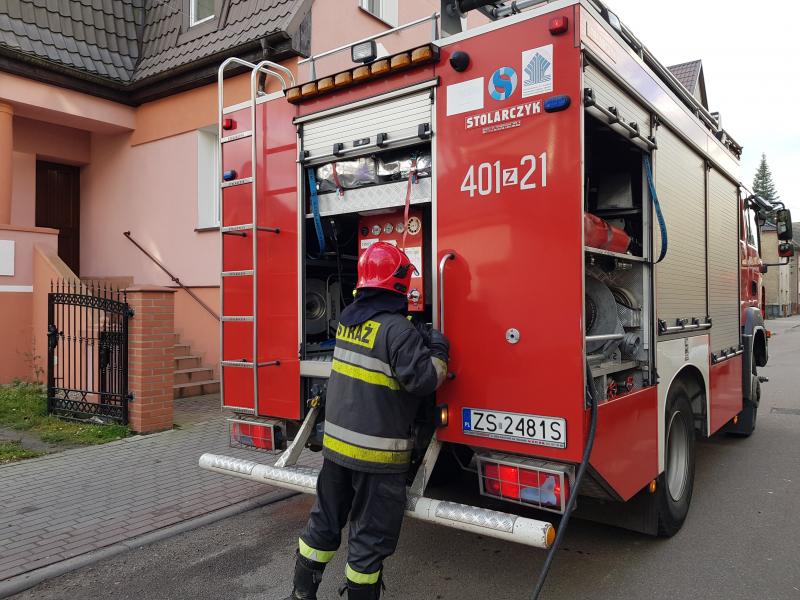 Pożar pomieszczeń gospodarczych w centrum Białogardu 