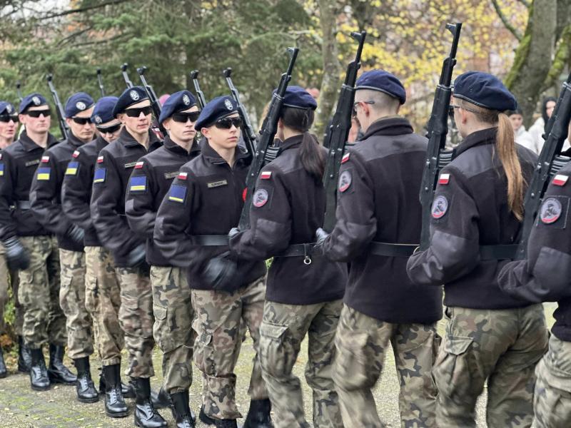 Wspólne świętowanie 107. rocznicy odzyskania niepodległości w Białogardzie