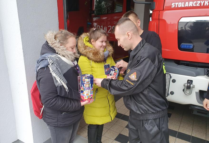 Strażacy z PSP Białogard wspierają 28. Finał Wielkiej Orkiestry Świątecznej Pomocy