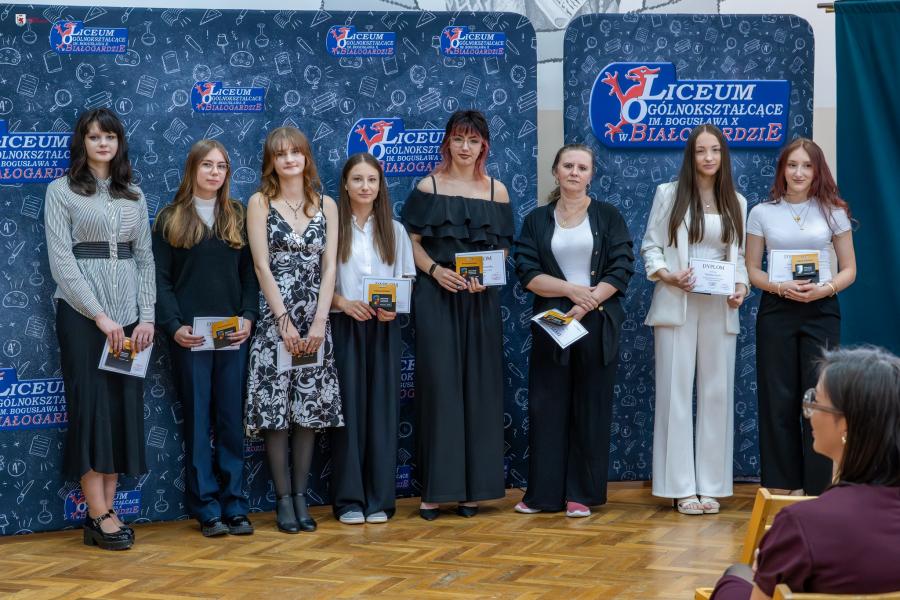 Uroczyste wręczenie nagród dla najlepszych uczniów LO im. Bogusława X w Białogardzie