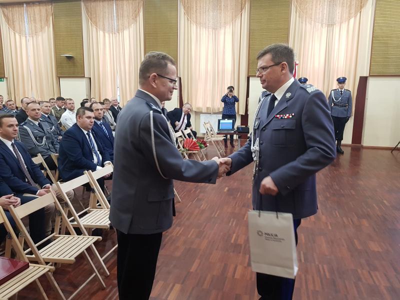 Odprawa Służbowa  i pożegnanie Komendanta Powiatowego Policji w Białogardzie - obszerna fotorelacja.