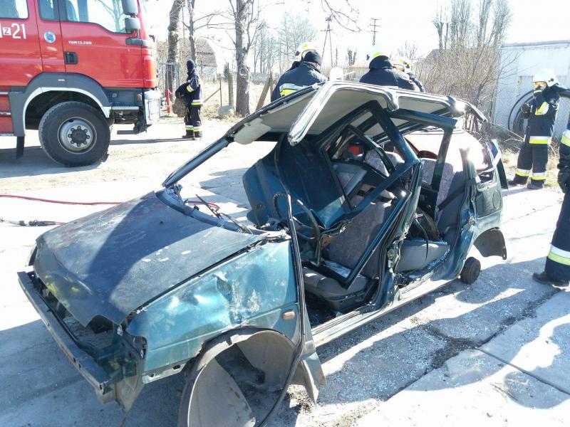 Strażacy z powiatu białogardzkiego podnoszą swoje umiejętności! Obszerna fotorelacja. 